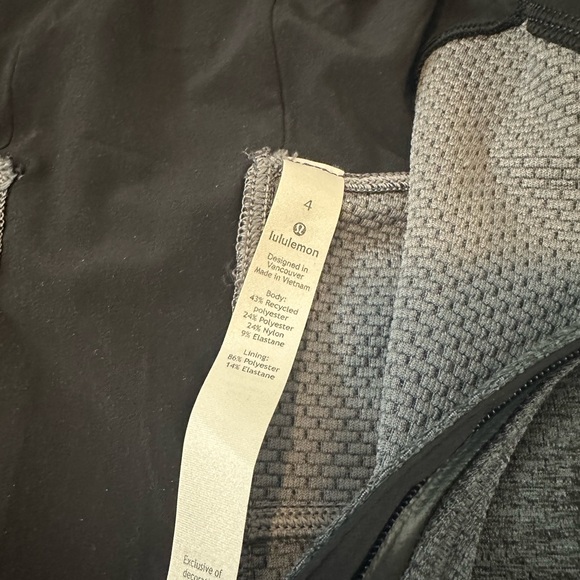 Lululemon Gray Cropped Hoodie - Picture 4 of 7